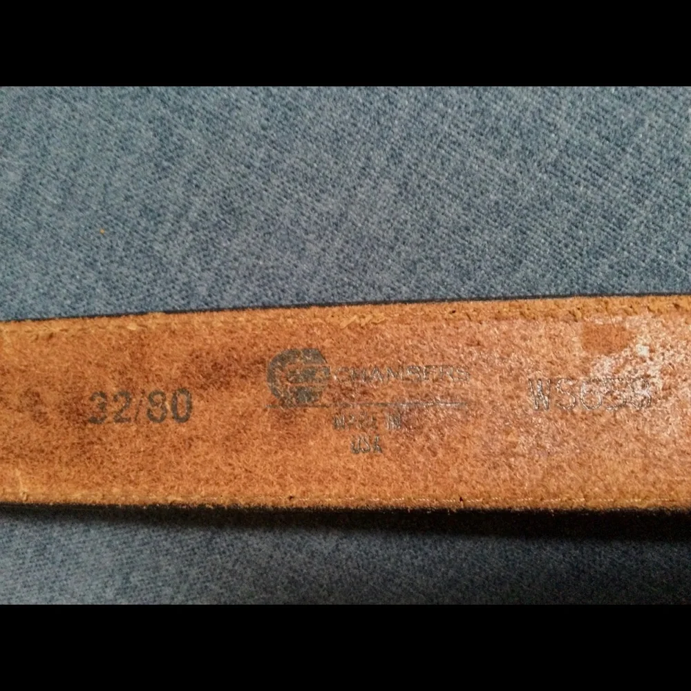 Vintage Chambers Unisex Black Western Style Tooled Leather Belt - Picture 6 of 7